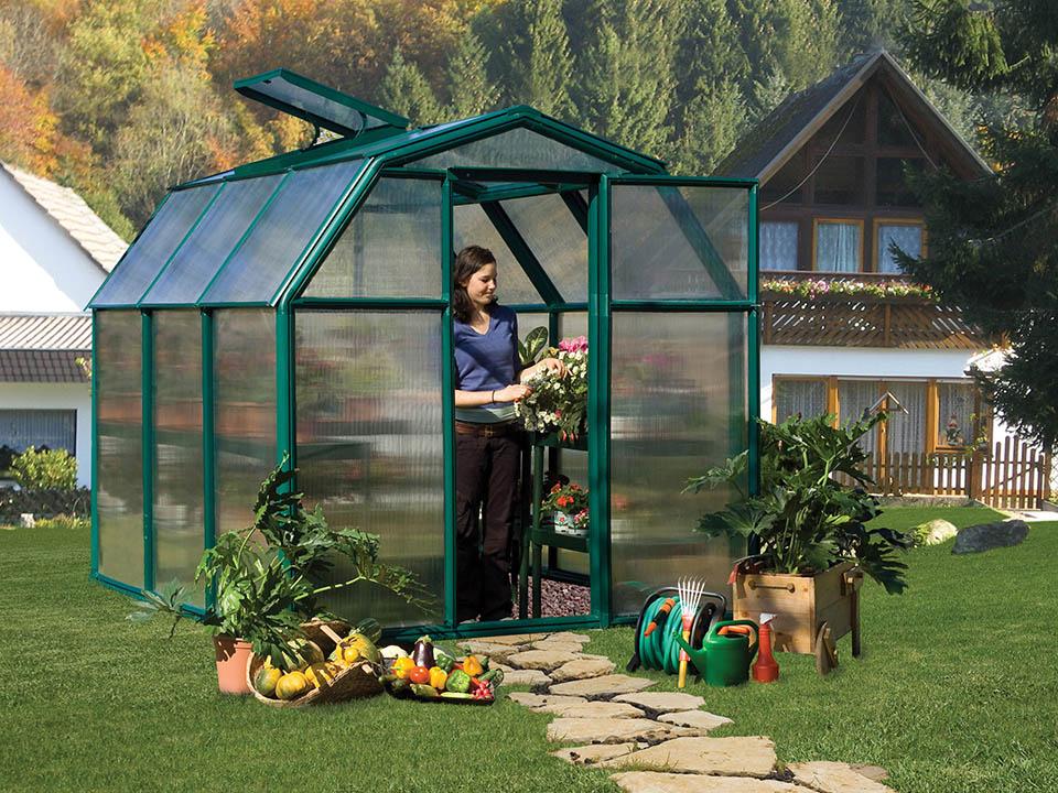 Barn-style greenhouse for small backyards to realize urban gardening
