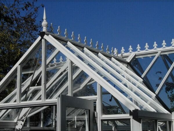 38° roof slope of EOS Royal Antique Victorian 13ft x 13ft