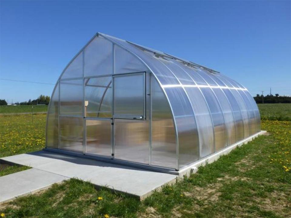 Riga XL Greenhouse with raised beds inside