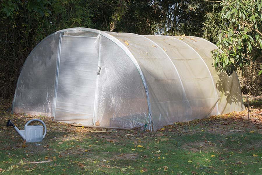 Build an Inexpensive Hoop Greenhouse