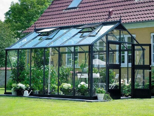 Juliana Premium Greenhouses | Greenhouse Emporium