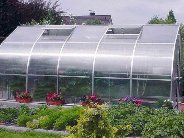 Side view of the Hoklartherm Riga 5 Greenhouse 9'8"x17'6"