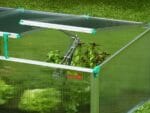 Automatic opener and one height adjuster of the BioStar 1500 Premium Cold Frame from Juwel