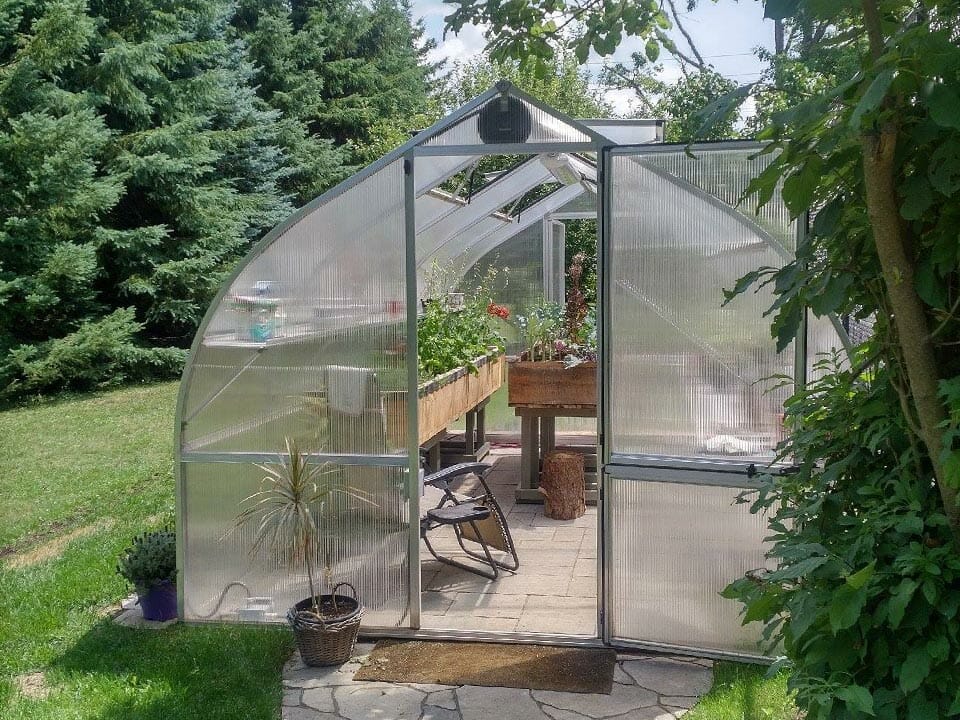 Gothic-arch or onion-shaped greenhouse of the Riga Greenhouse line