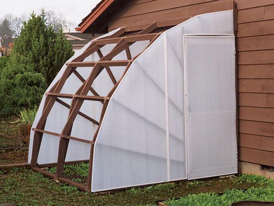 making your own greenhouse