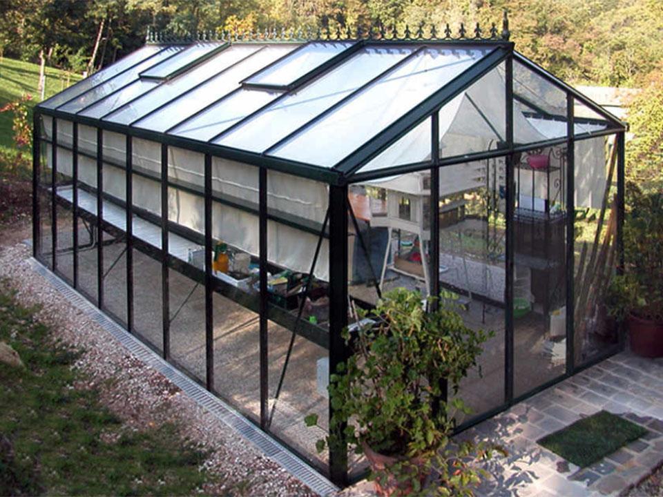 best material for greenhouse