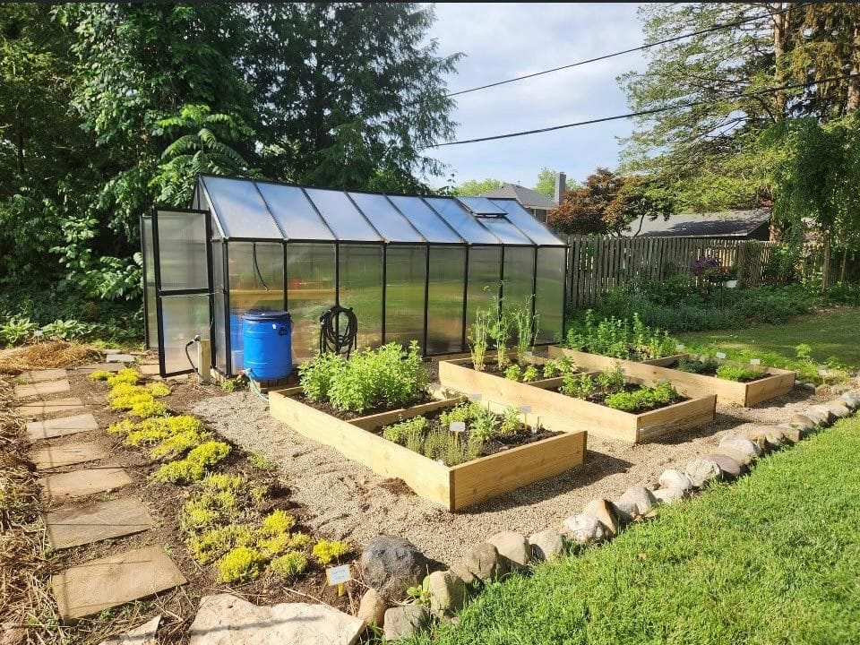 MONT 8x16 greenhouse with herb garden beds