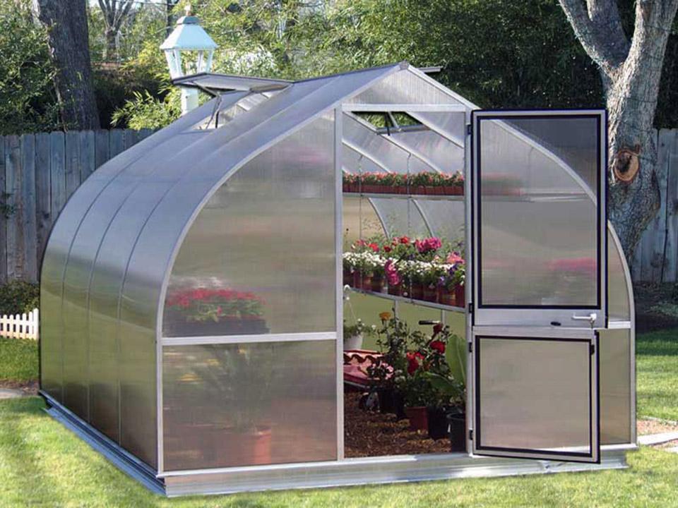 greenhouse size for family