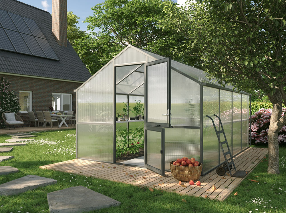 Nelke greenhouse in backyard with shade